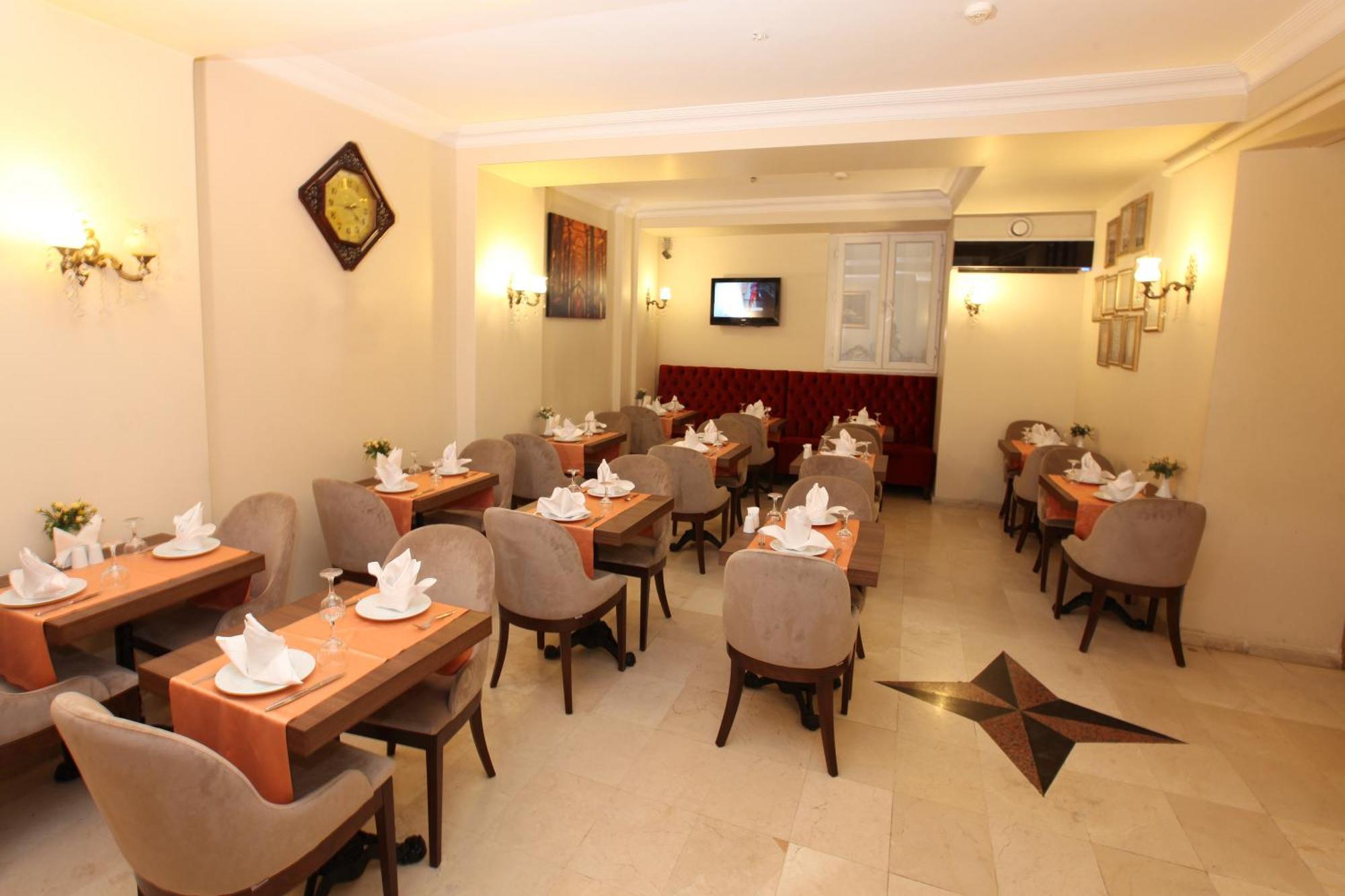 Sirkeci Park Hotel Istanboel Restaurant foto