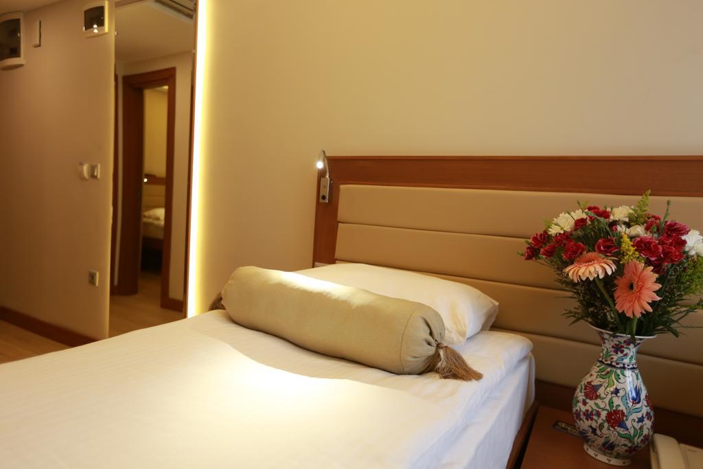 Sirkeci Park Hotel Istanboel Buitenkant foto