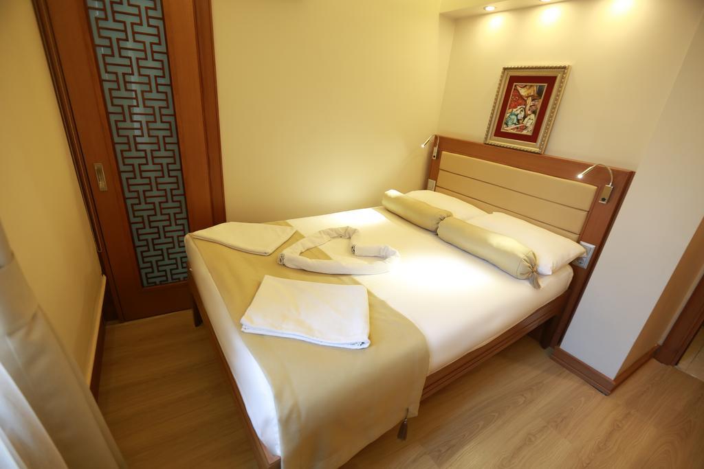 Sirkeci Park Hotel Istanboel Buitenkant foto